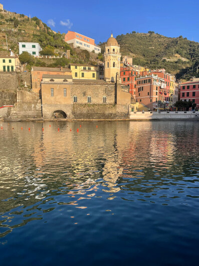 Vernazza, the bay and the Church of Santa Margherita di Antiochia